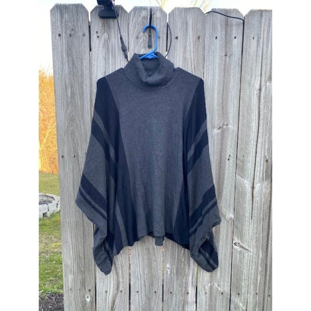 Alfani Women Turtleneck Poncho Sweater Grey Black Colorblock Striped Knit Cape M
